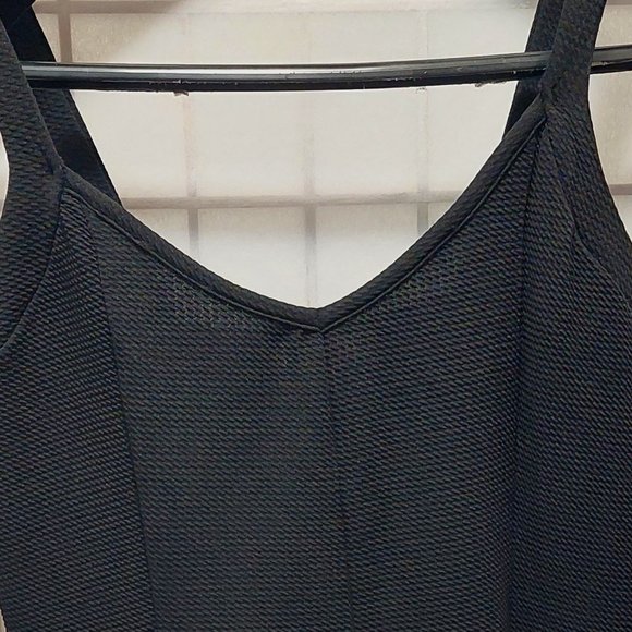 Black textured Romper - Picture 3 of 8